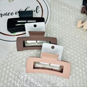 Black and Brown Hair Claw Clips